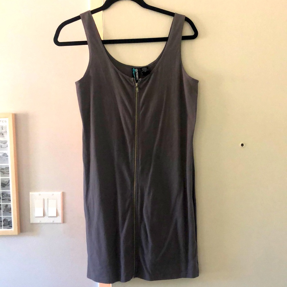 Grey dress (size large) from Weavers in great condition!